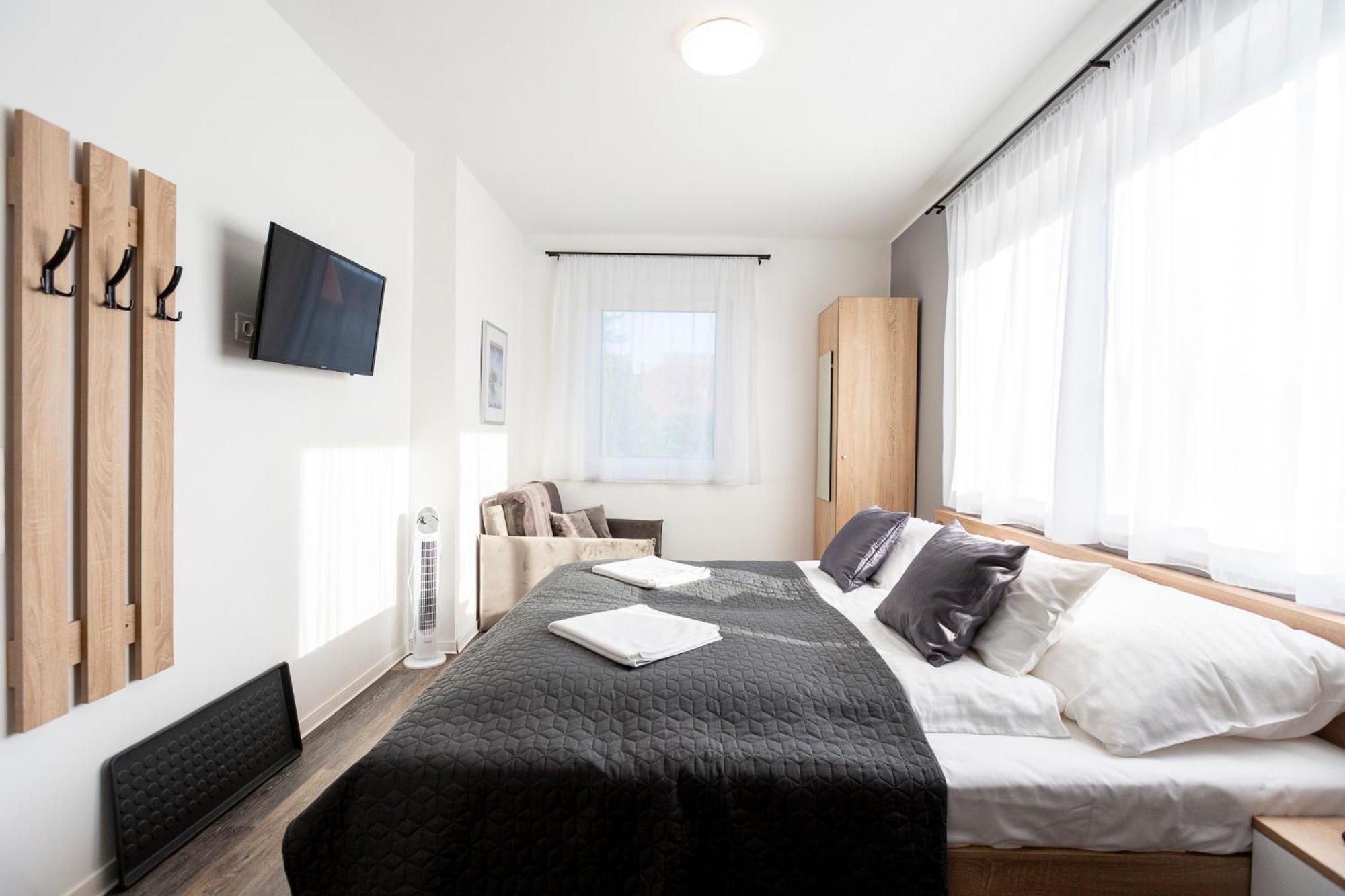 Horvath Apartman แฟร์ทูด ภายนอก รูปภาพ